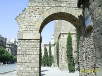Остатки древнеримской стены