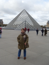 На площади Лувра